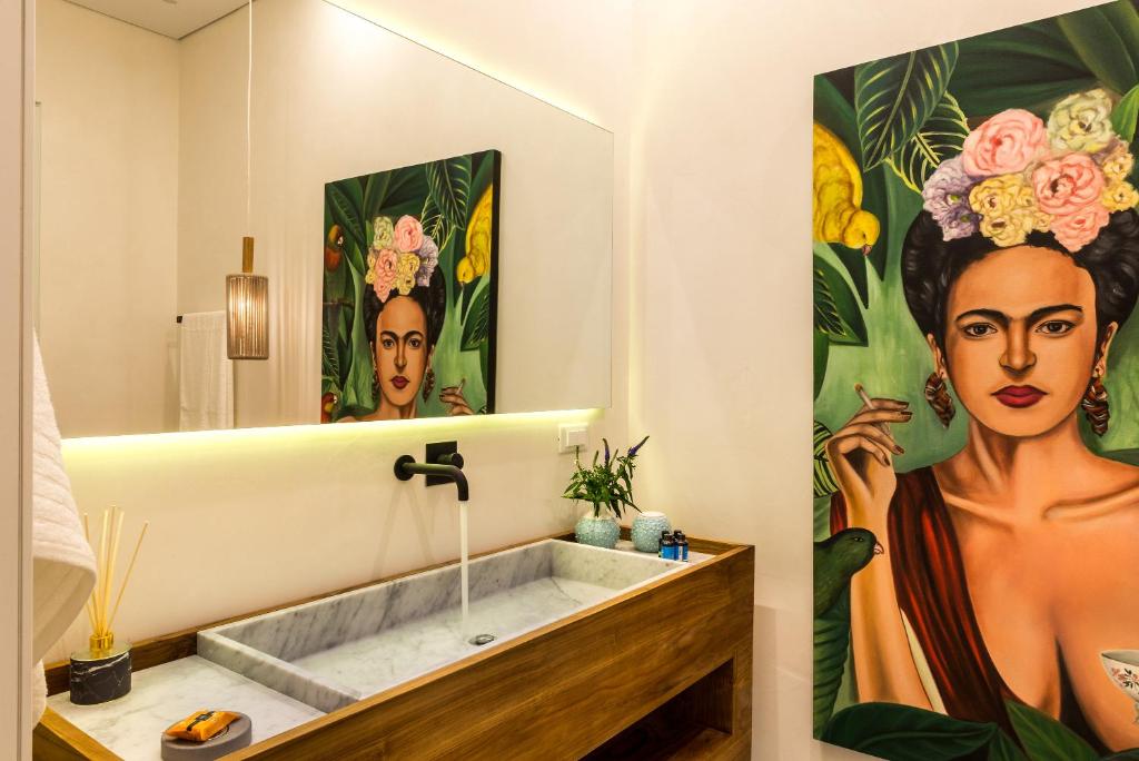 Nyx Chic Manor - Resim 13