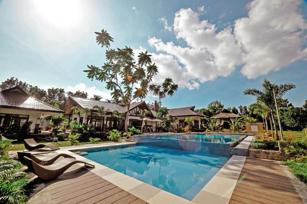 Gallery image of Rose Villas Resort in Lipa