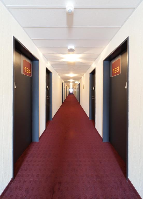 McDreams Hotel Essen - Resim 13