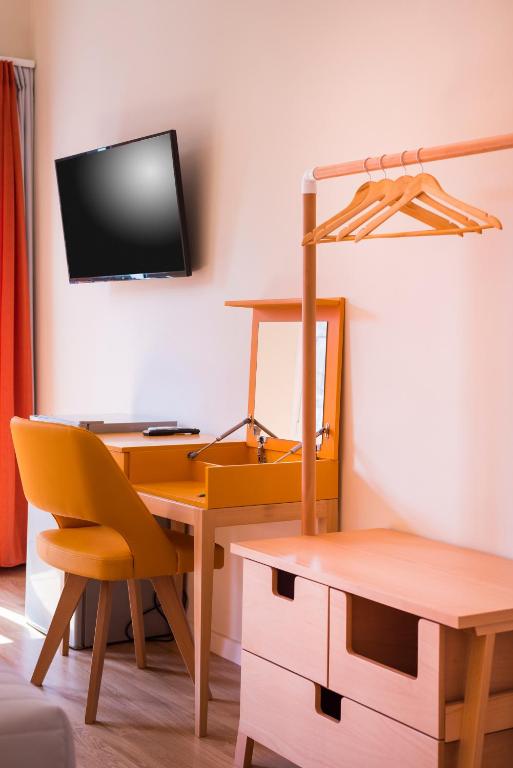 TheJoy City Suites - 7