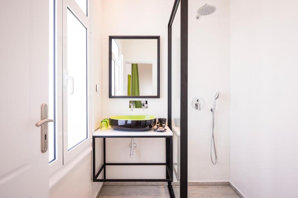 TheJoy City Suites - 12