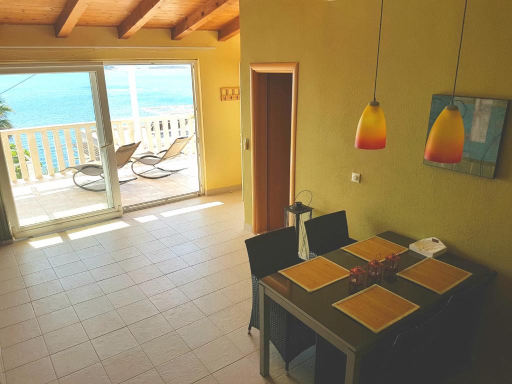 Fotografie z fotogalerie ubytování Apartment MORE Island Vis v destinaci Vis