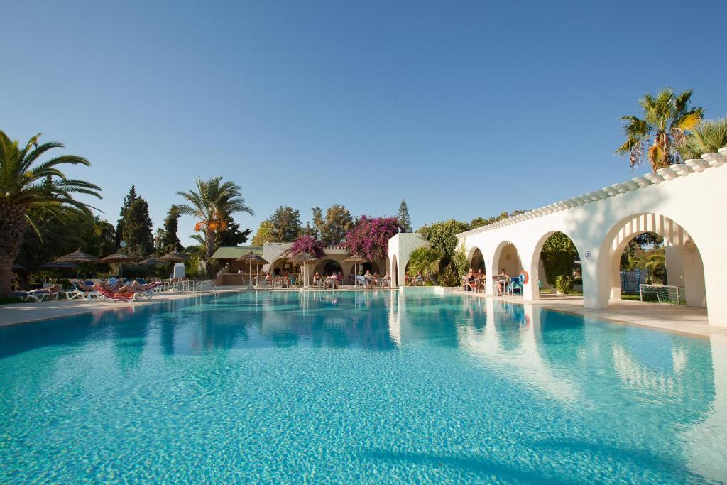 Bazén v ubytování Seabel Alhambra Beach Golf & Spa nebo v jeho okolí