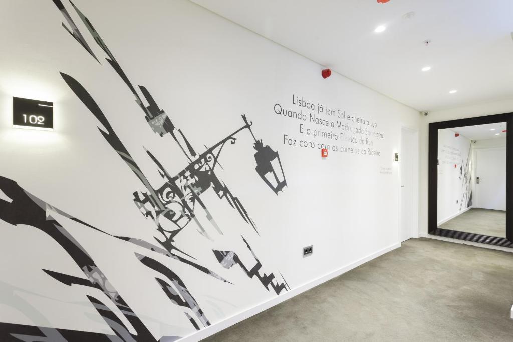 Hotel Capital Lisboa - Resim 13