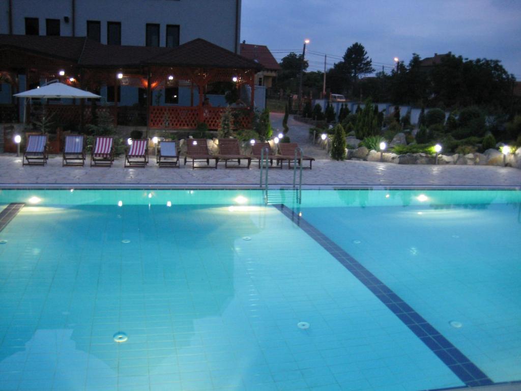Bazén v ubytování Silver Hotel nebo v jeho okolí