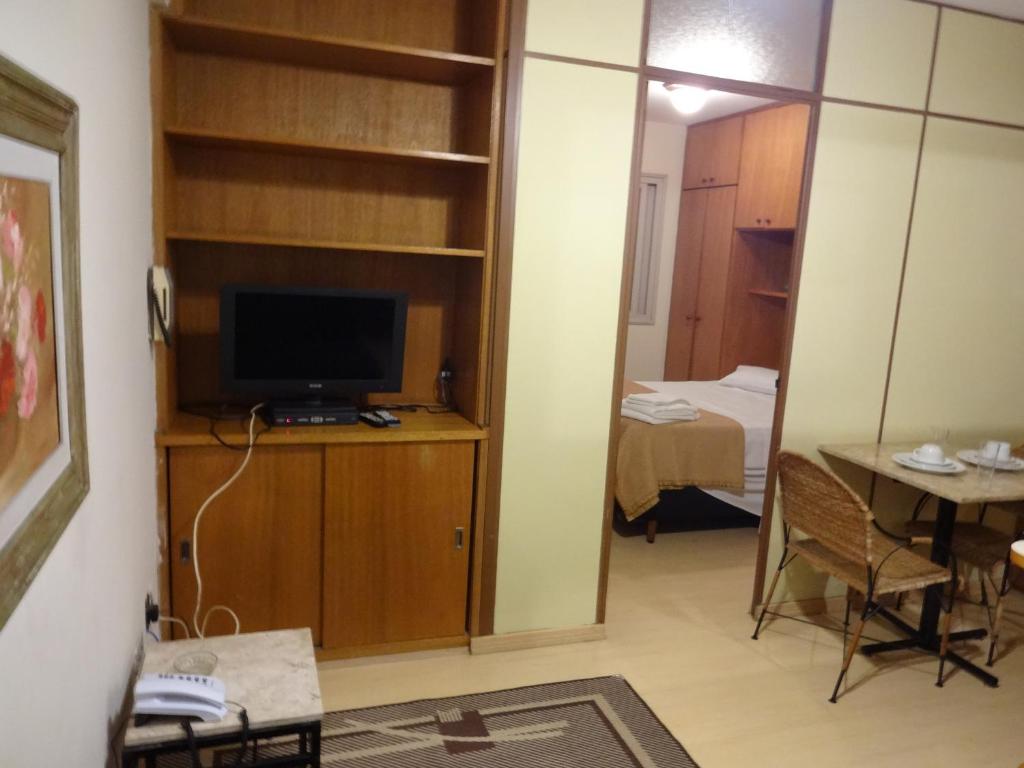 TV a/nebo společenská místnost v ubytování Residencial Genéve