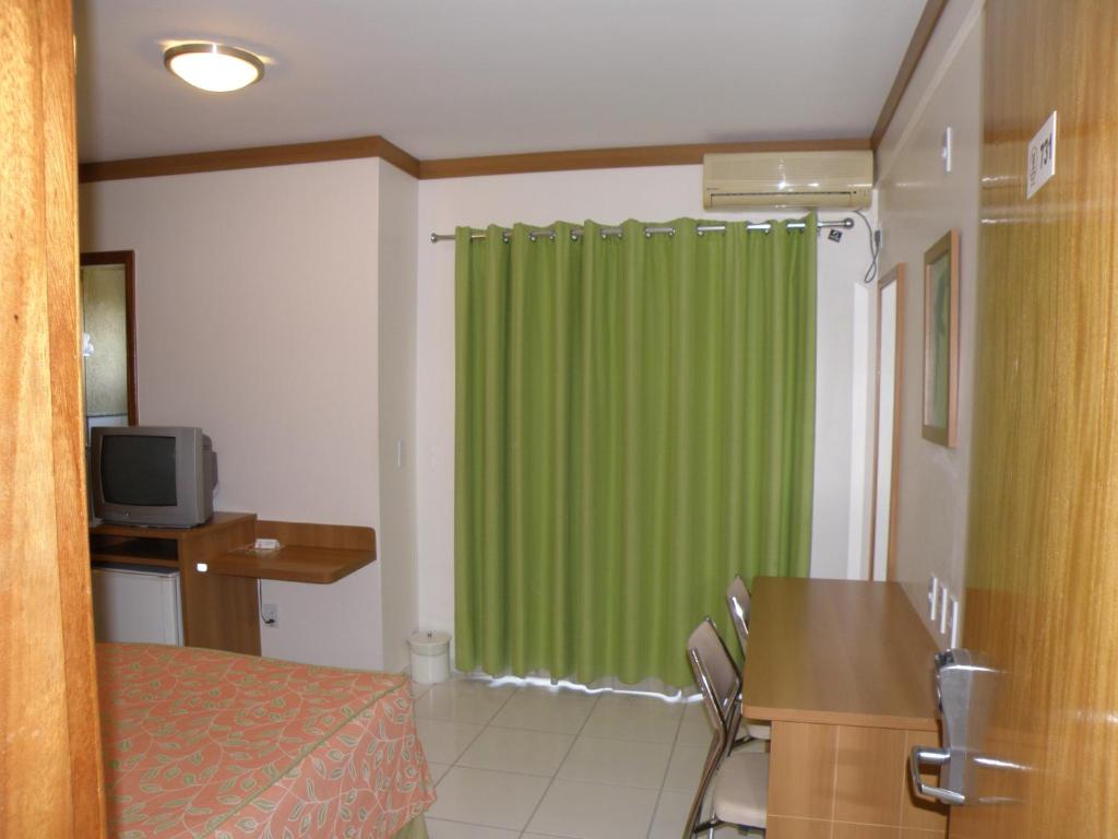  Apartamento Golden Dolphin Grande Hotel - Achei Férias