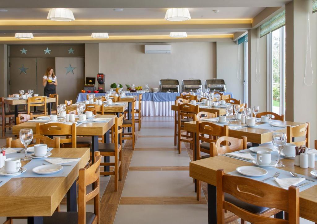 Restaurace v ubytování Asteria Hotel