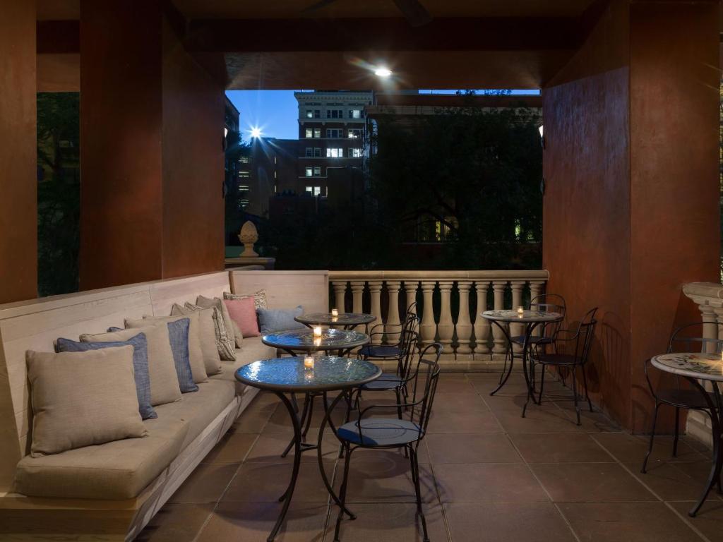 Posezení v ubytování Hotel Valencia Riverwalk
