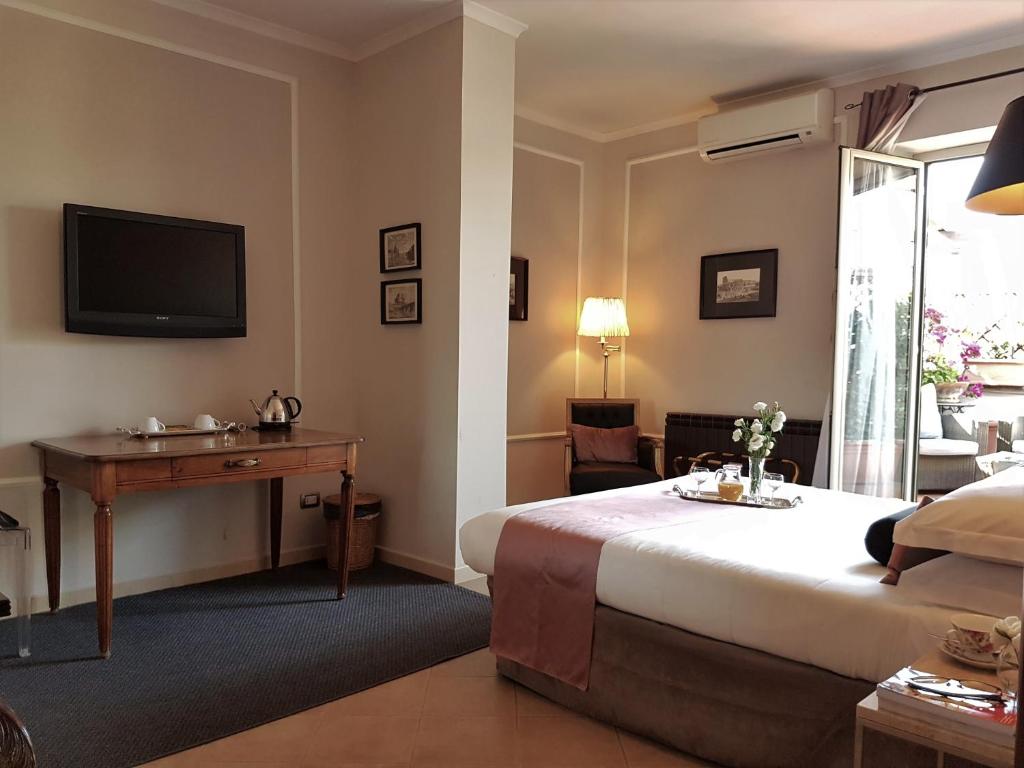 Althea Inn Roof Terrace - 2