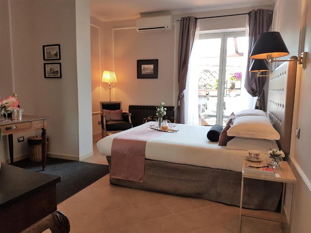 Althea Inn Roof Terrace - 1