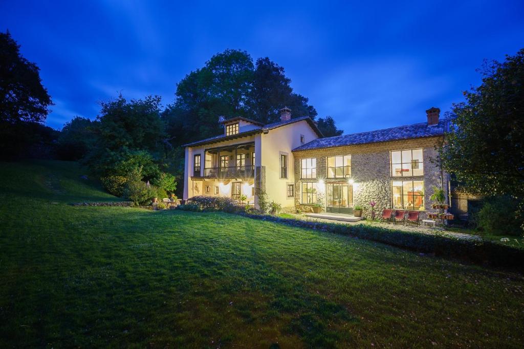 Κήπος έξω από το Casa Sandinel