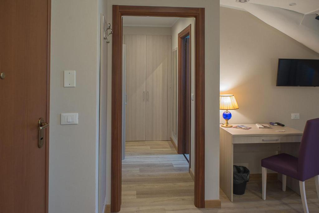 Hotel Torino Porta Susa - Resim 4