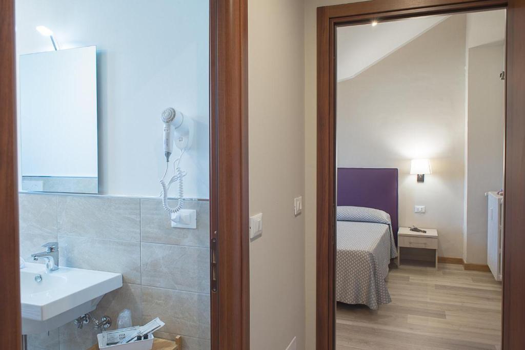 Hotel Torino Porta Susa - Resim 2