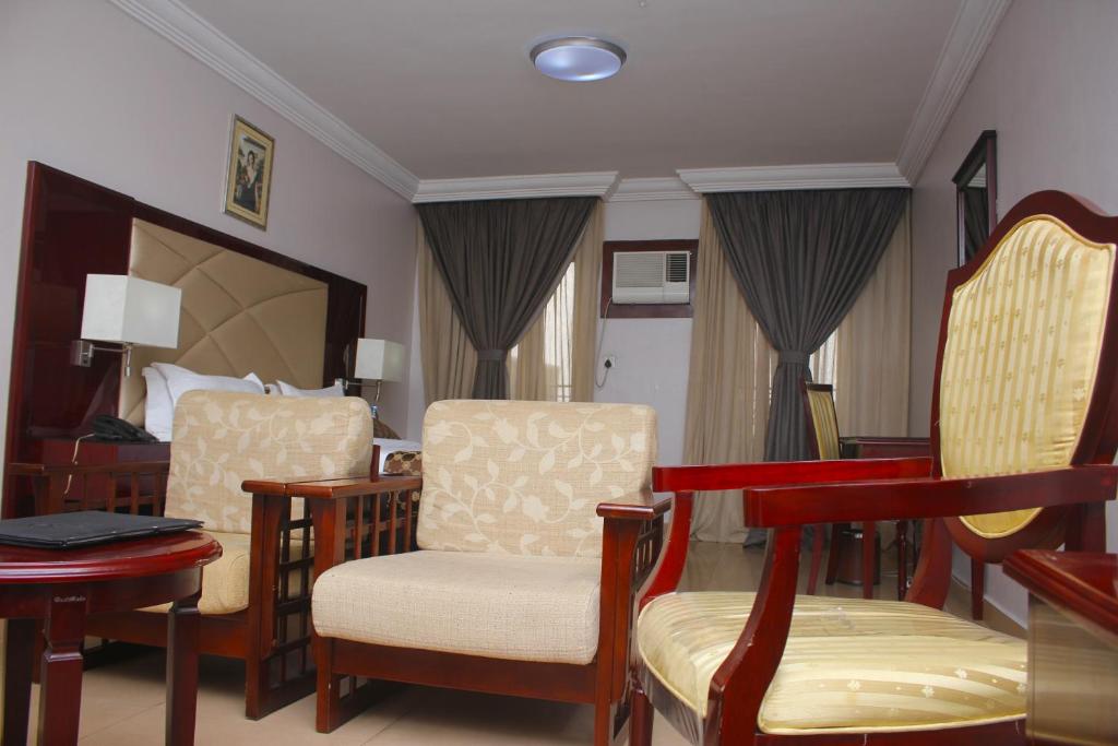 Posezení v ubytování De Rembrandt Hotels and Suites