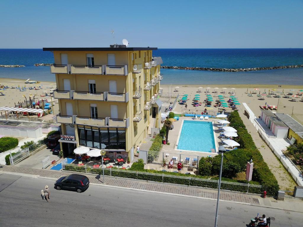 Nespecifikovaný výhled na moře nebo výhled na moře při pohledu z hotelu