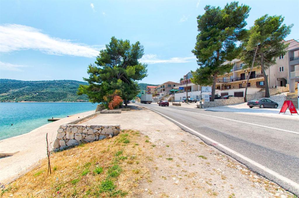Příroda nedaleko apartmánu