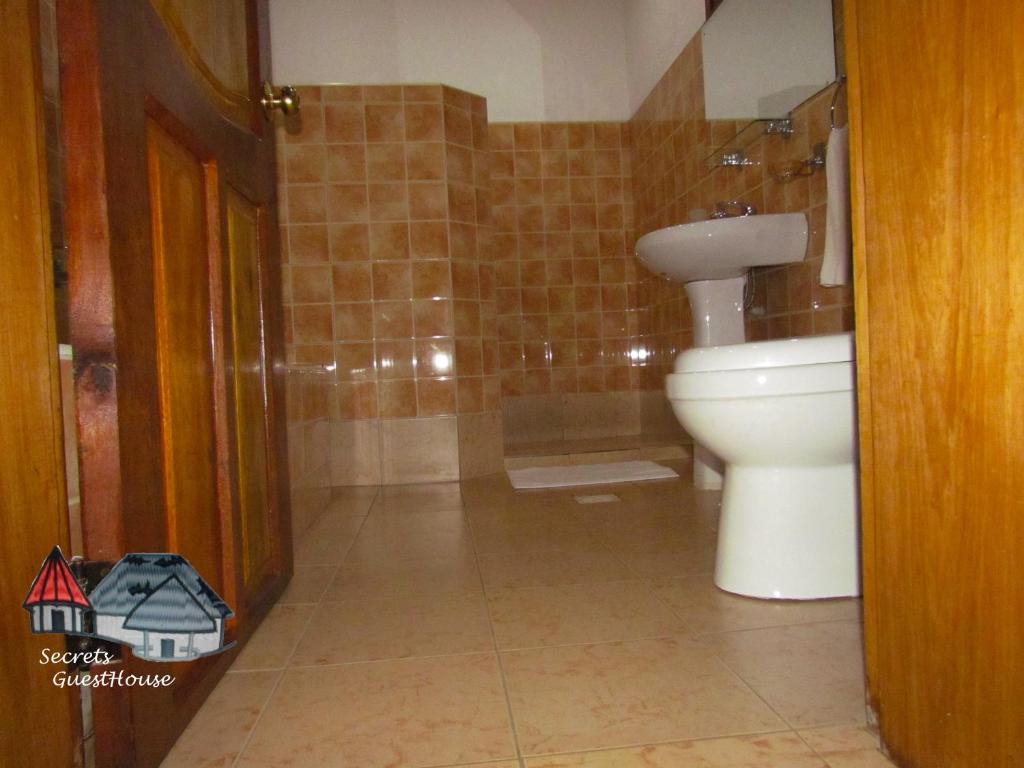 Secrets Guest House tesisinde bir banyo