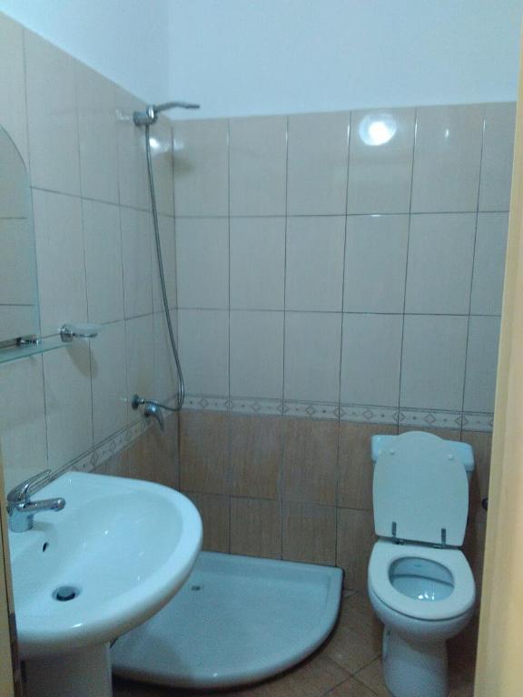 The Green Apartment - Image 3