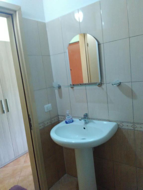 The Green Apartment - Image 7