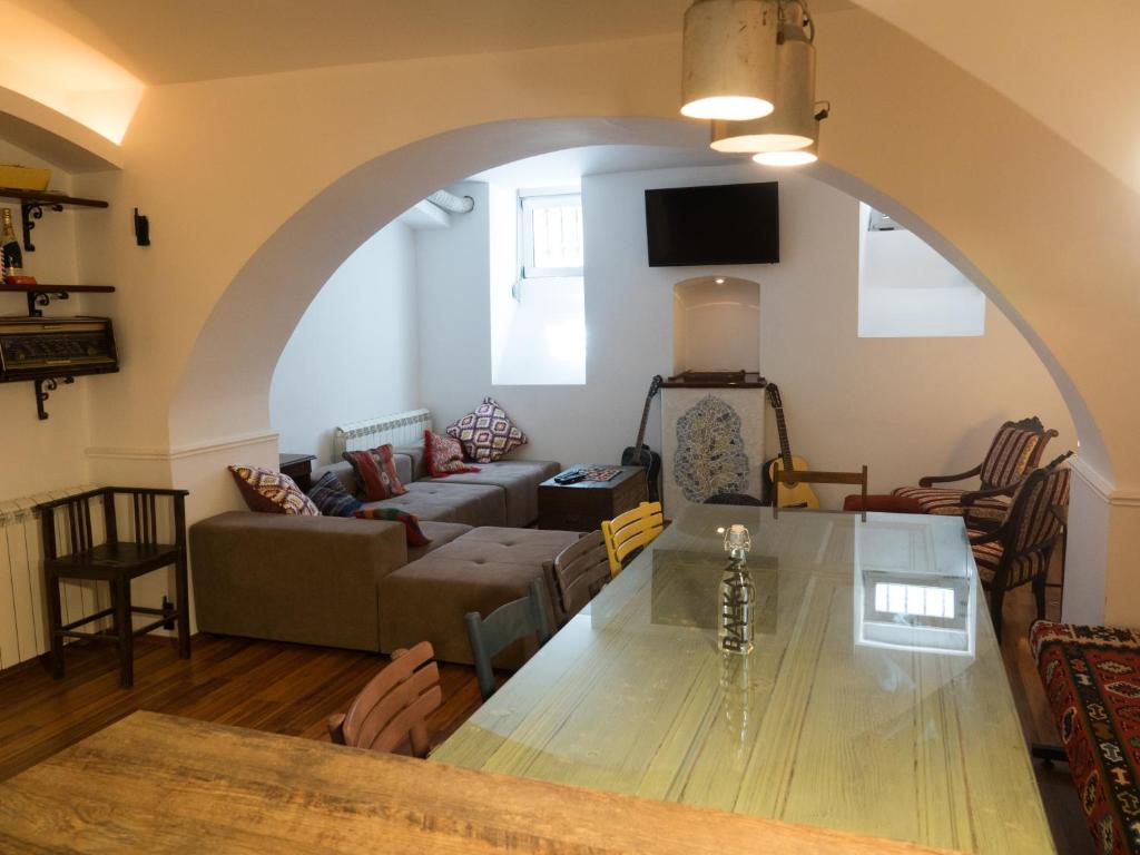 Posezení v ubytování Balkan Soul Hostel