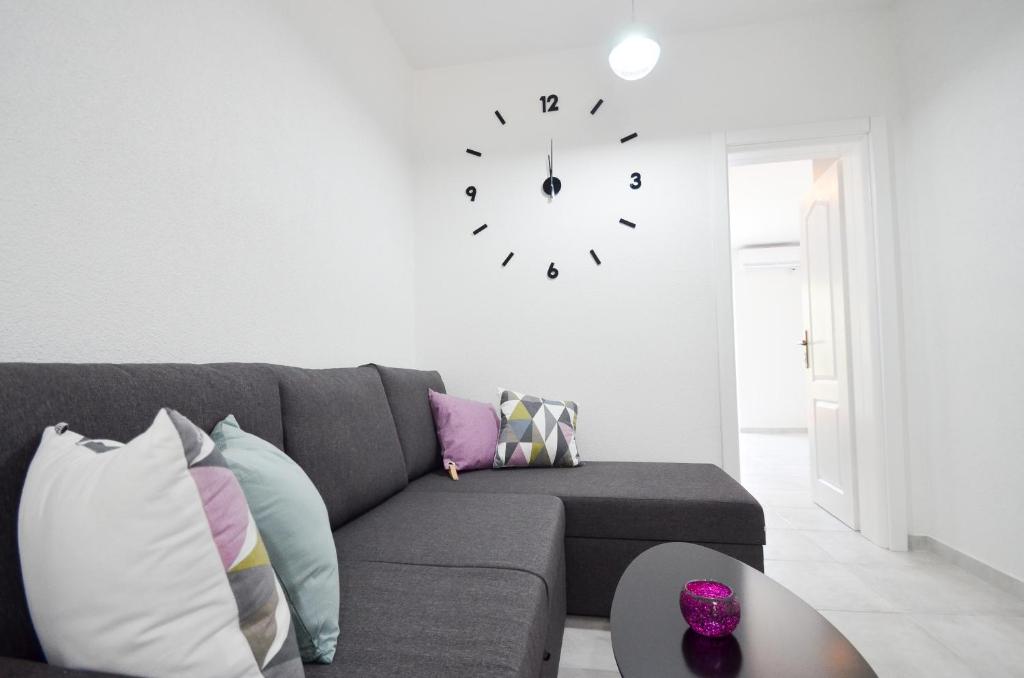 Bay View Apartments - 6