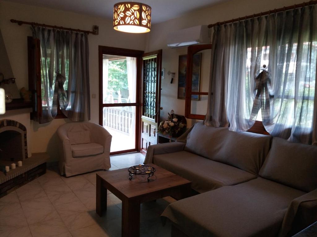 Posedenie v ubytovaní Vourvourou Antonis House