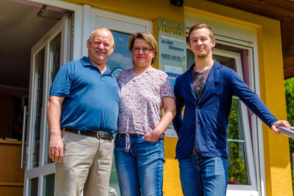 Hostia v ubytovaní 1a Hotel Steiner