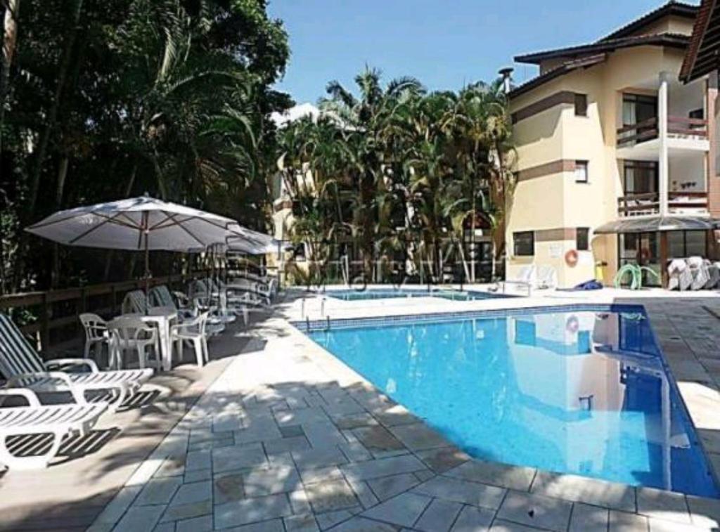  Apto com serviços de Flat na Riviera de São Lourenço