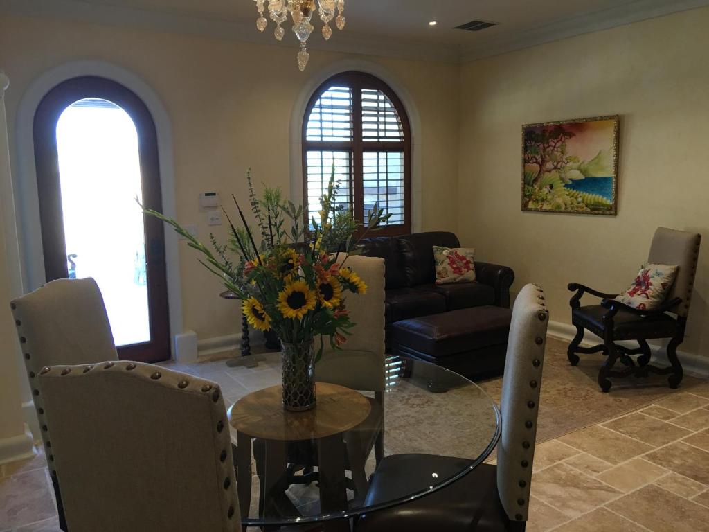 Thorn Hill Vineyards Villa Suites - Deluxe King Suite