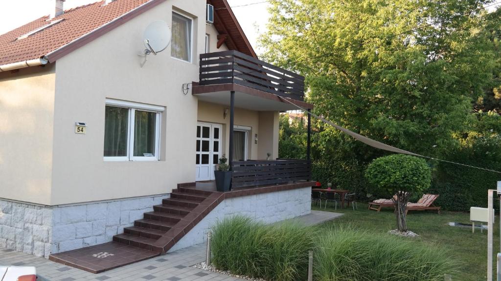 Budova, v ktorej sa apartmán nachádza