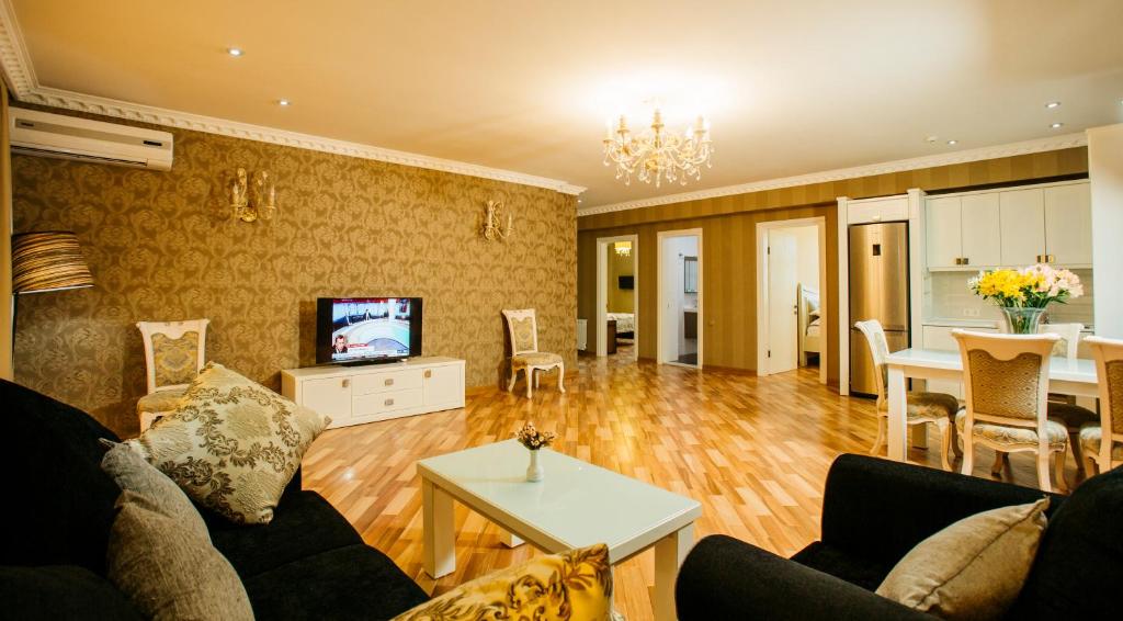 TV a/nebo společenská místnost v ubytování Kobuleti Pearl Of Sea Hotel & Spa