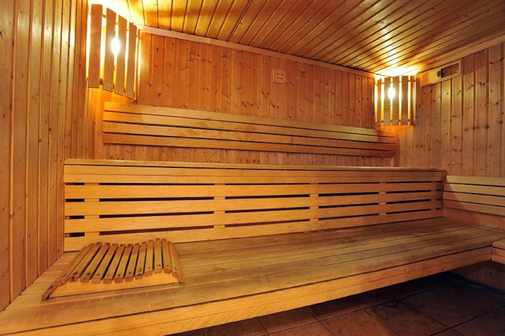 Fotografie z fotogalerie ubytování Hotel Brise de Mer - Piscine intérieure & extérieure v destinaci Saint-Raphaël