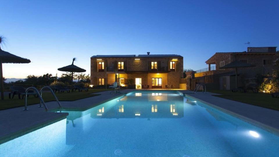 The swimming pool at or close to S'Hort Can Capità