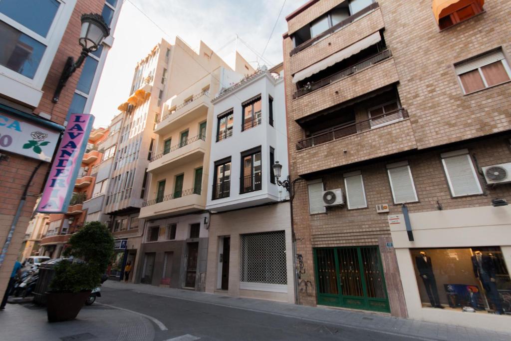 Bazan 16, Alicante – Bijgewerkte prijzen 2023