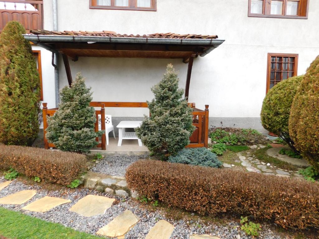 Zahrada ubytování Family Vacation Home Topolnitza