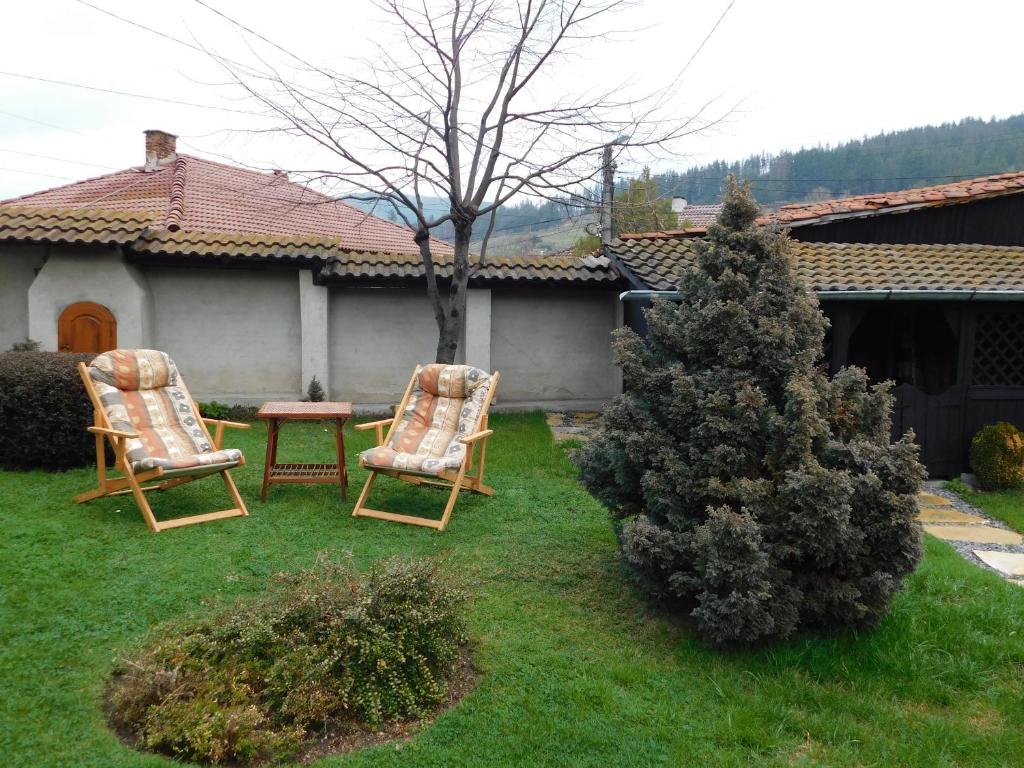 Zahrada ubytování Family Vacation Home Topolnitza