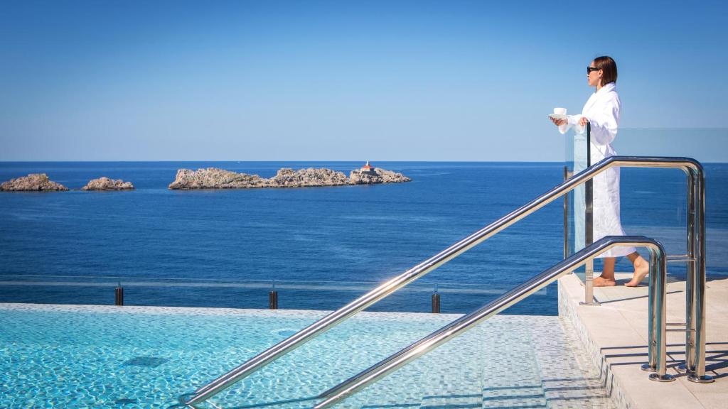 Royal Blue Hotel - Resim 39