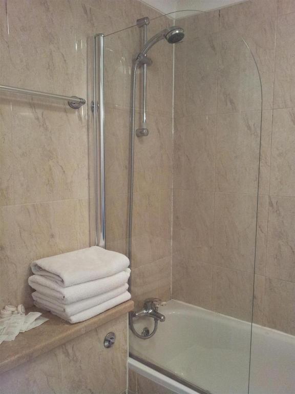 West Cromwell Hotel - Resim 17