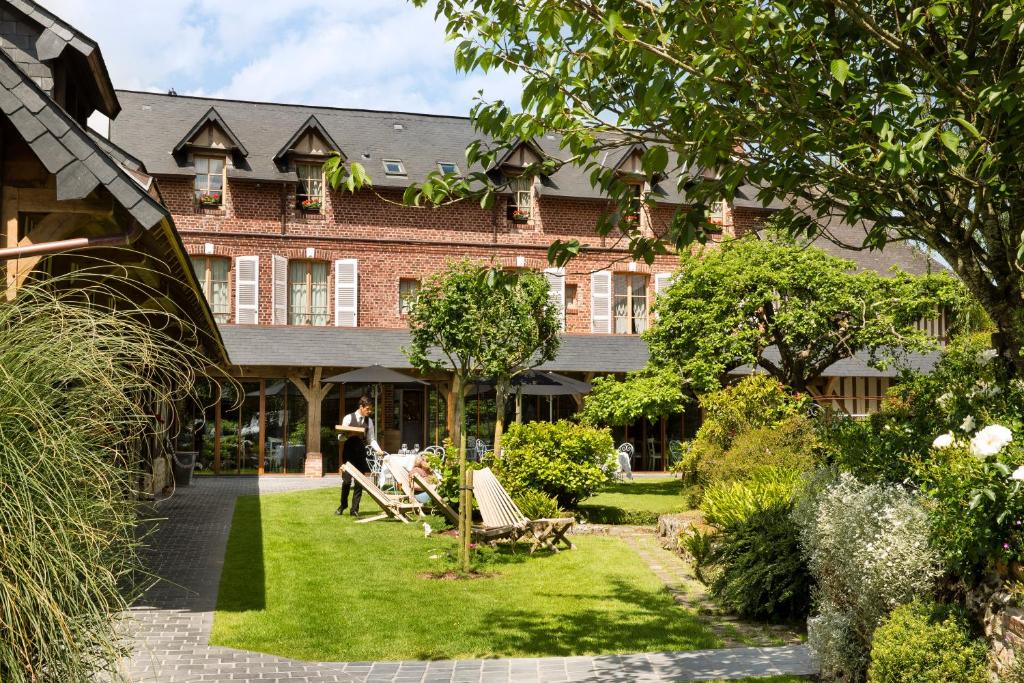 Zahrada ubytování Auberge de la Source - Hôtel de Charme, Collection Saint-Siméon