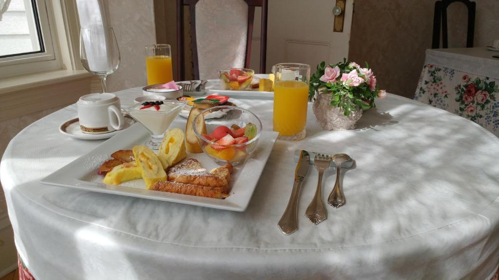 Toit of the bed and breakfast aladel või selle läheduses