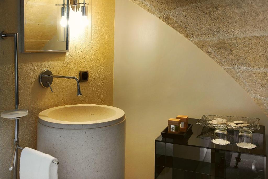 Koupelna v ubytování Antica Civita Luxury Room