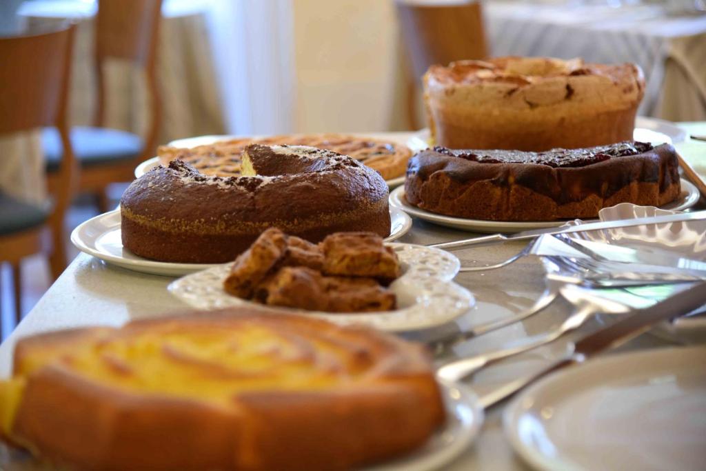 Eten bij of ergens in de buurt van het hotel

