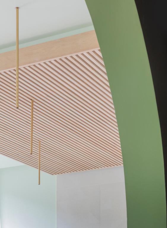 Eden Locke - Resim 23