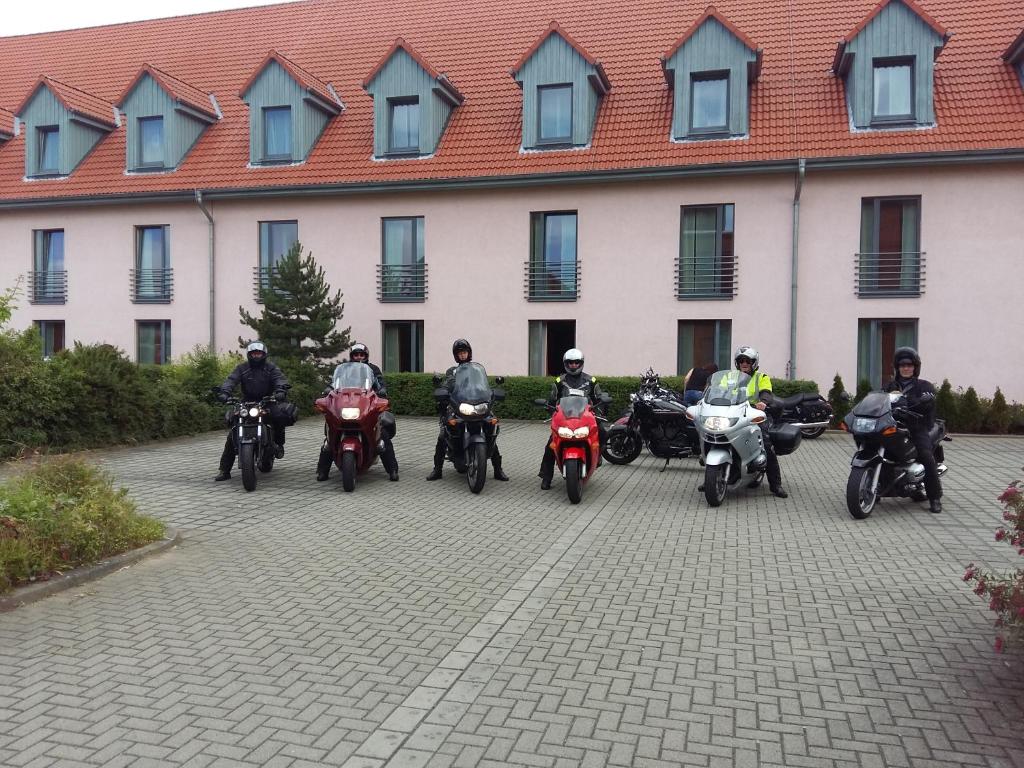Fotografie z fotogalerie ubytování Hotel Ambiente v destinaci Halberstadt