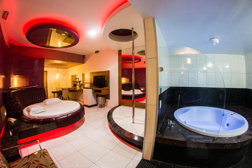  Netuno Motel (Adults Only)