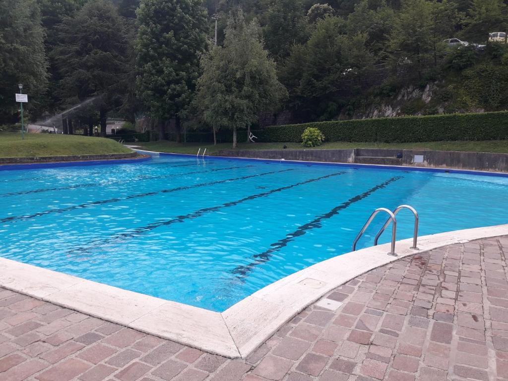Basen w obiekcie Angolo Paradiso - Lago di Como lub w pobliżu