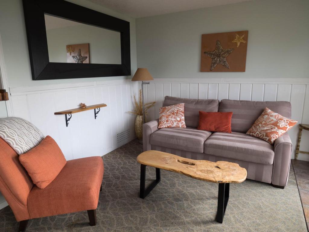 Posezení v ubytování Agate Beach Motel