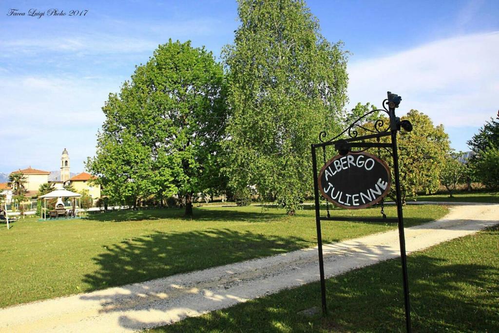 Zahrada ubytování Albergo Julienne