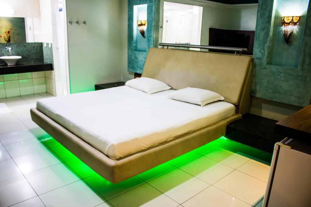  Netuno Motel (Adults Only)